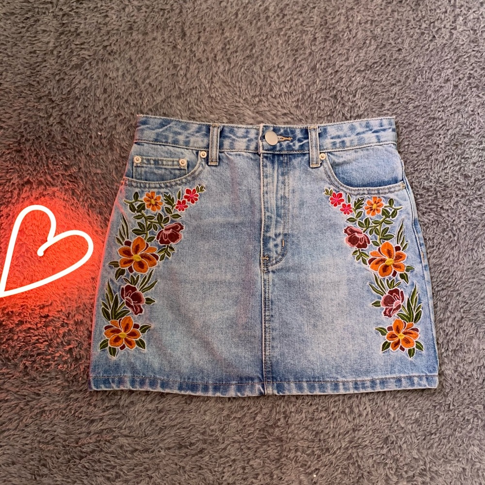 Denim skirt